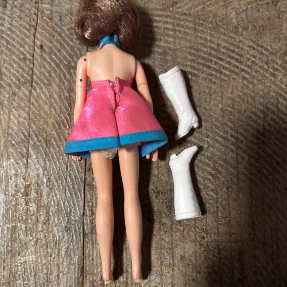 Topper Dawn doll Majorette Connie w/clothes - Picture 3 of 3